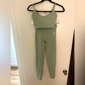 Green BO+TEE workout set